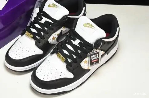 Black Supreme SB  DH3228-102 Low Dunk Stars Nike 0517